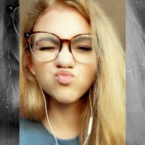 Meet your Posher, Kitiara